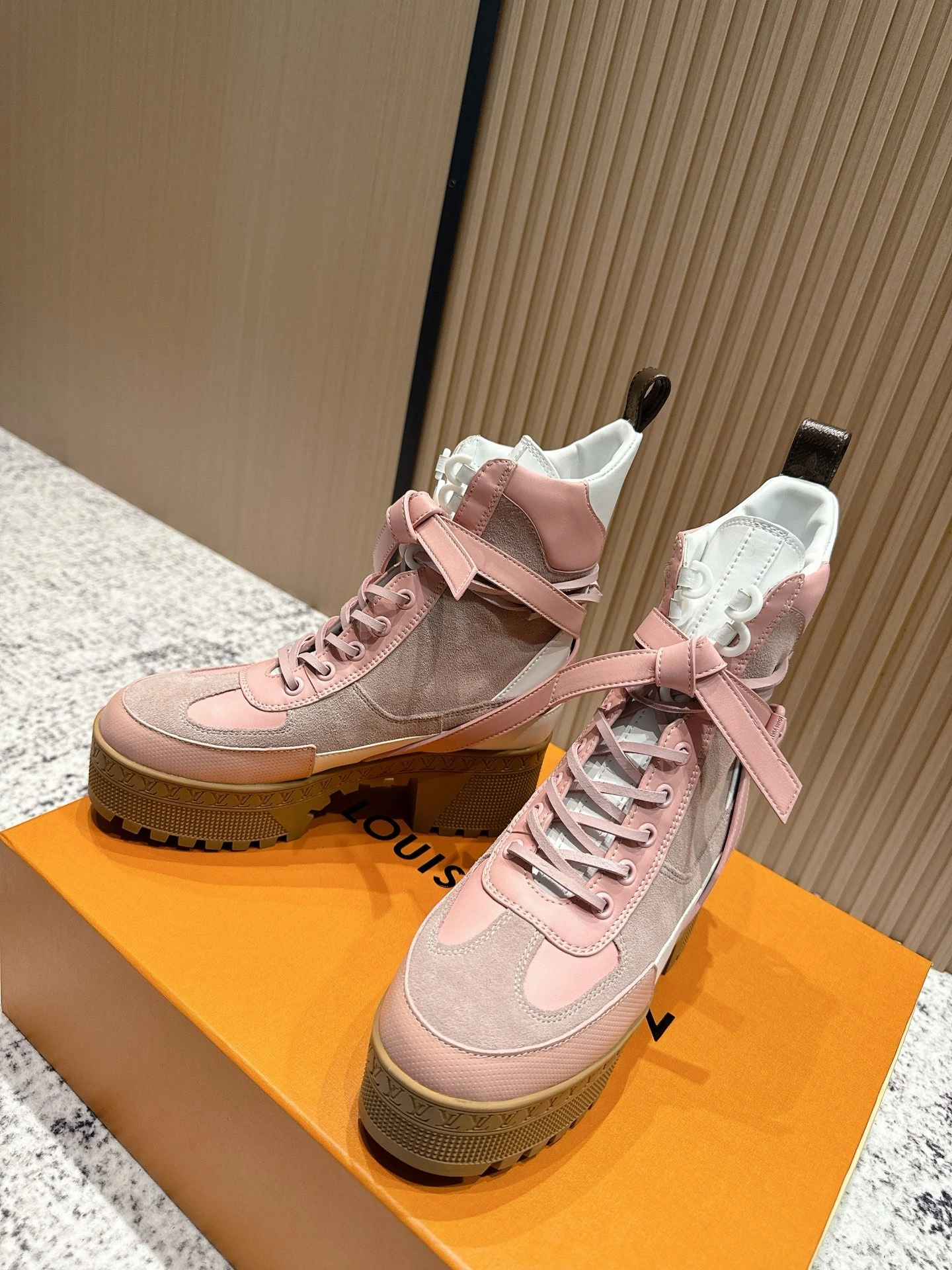 COCO-- 8V 1AD23K cowhide Heel height ：7cm Waterproof：3.5cm item:E-X362J2914